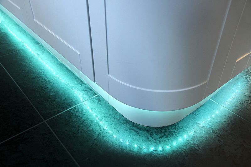 Veho Kasa Bluetooth Smart LED Light Strip - (9.8ft)