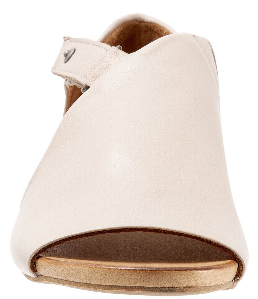 Bueno Kale Leather Ankle Strap Sandals