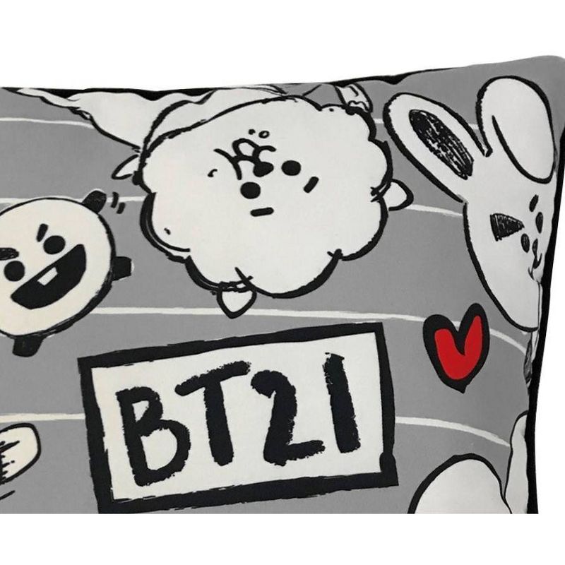 BT21 Line Friends Doodle Throw
