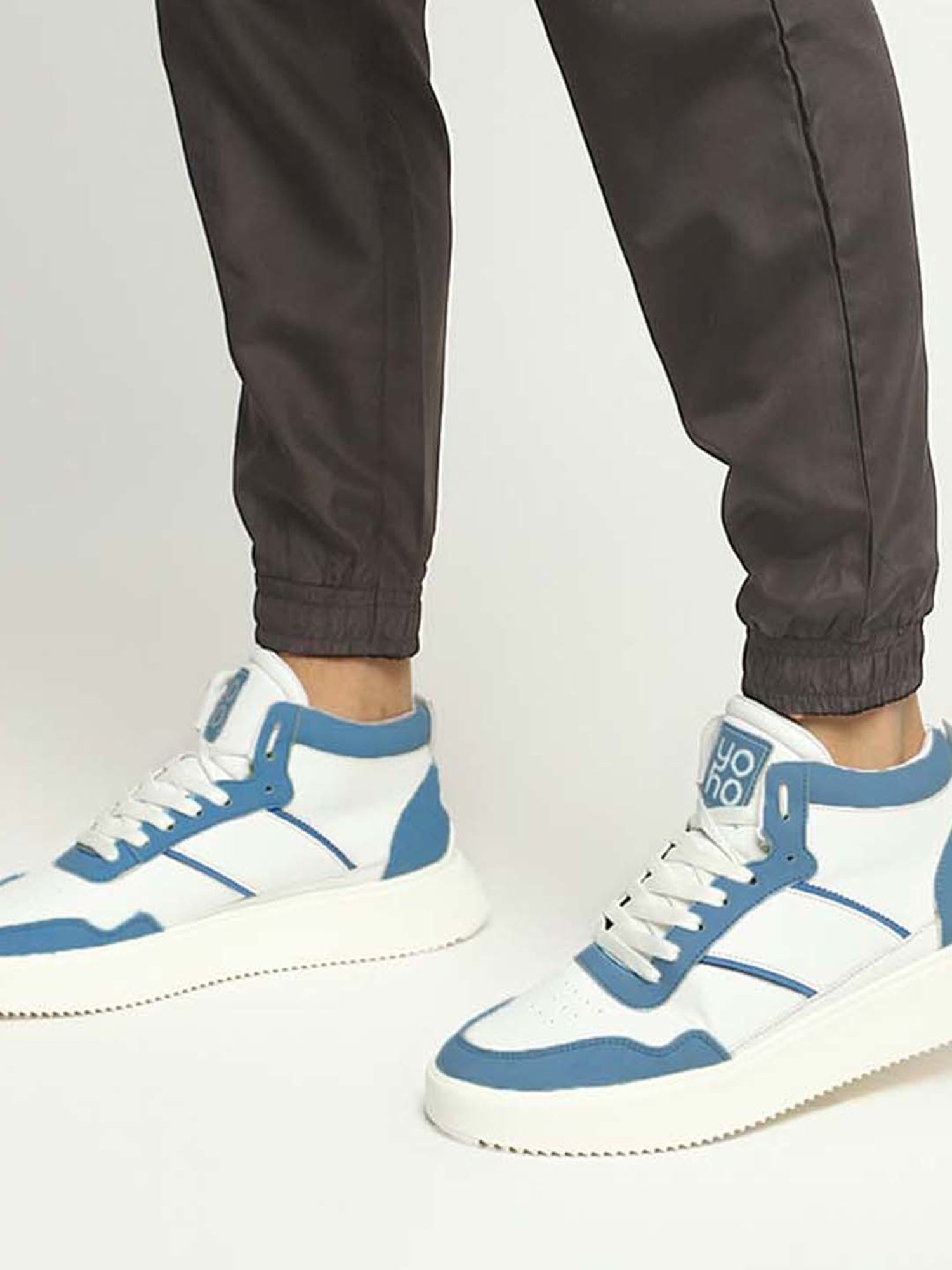 Yoho Men's White & Blue Ankle High Sneakers