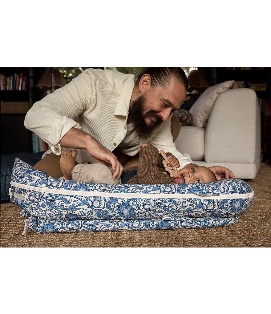 Fridababy MediFrida the Accu-Dose Medicine Dispenser + Pacifier