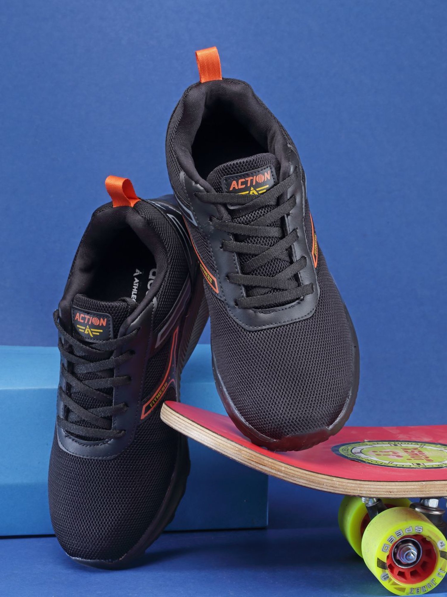 Action Men's Black Running Shoes