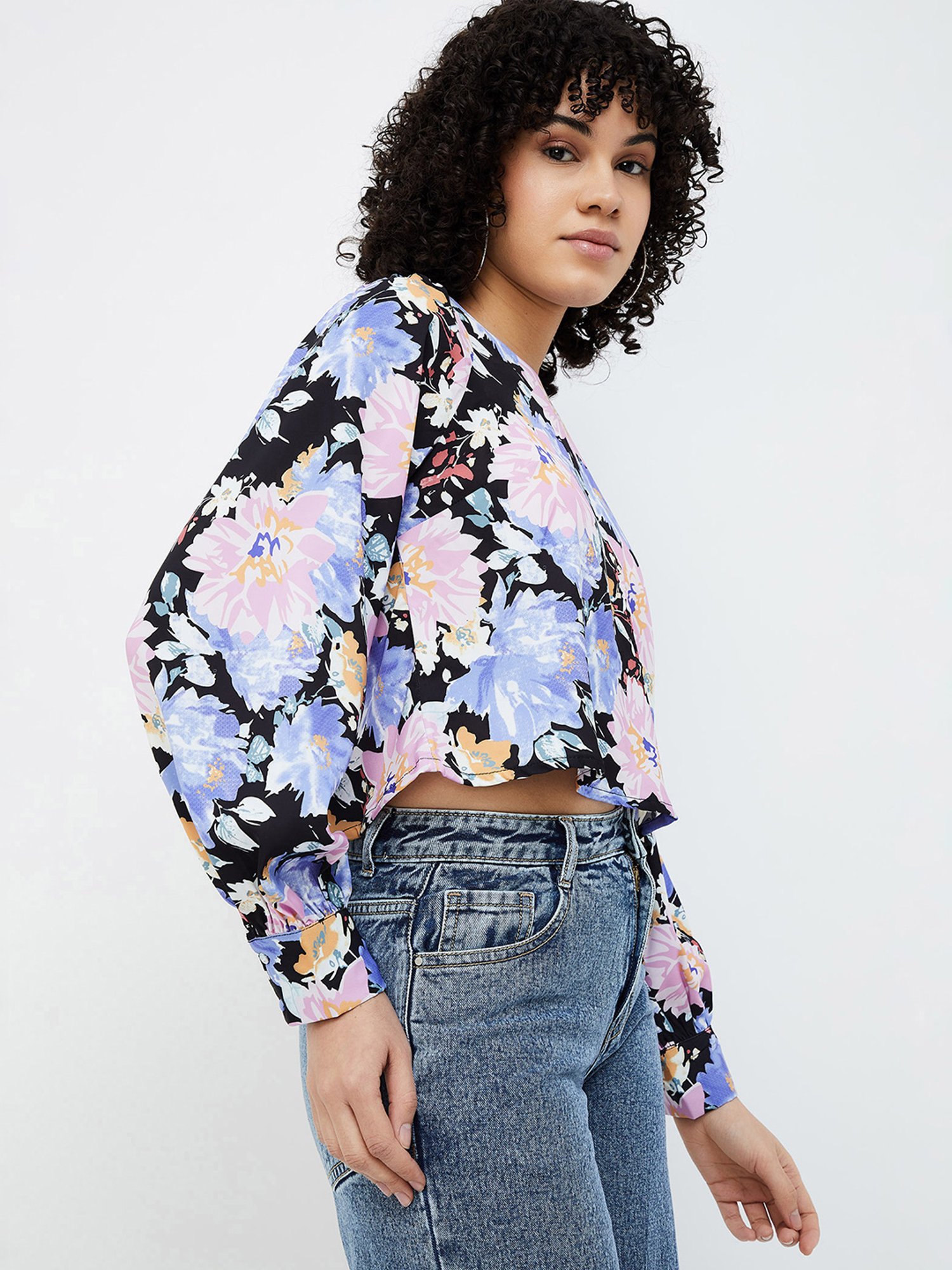 Ginger by Lifestyle Black & Pink Printed Crop Top