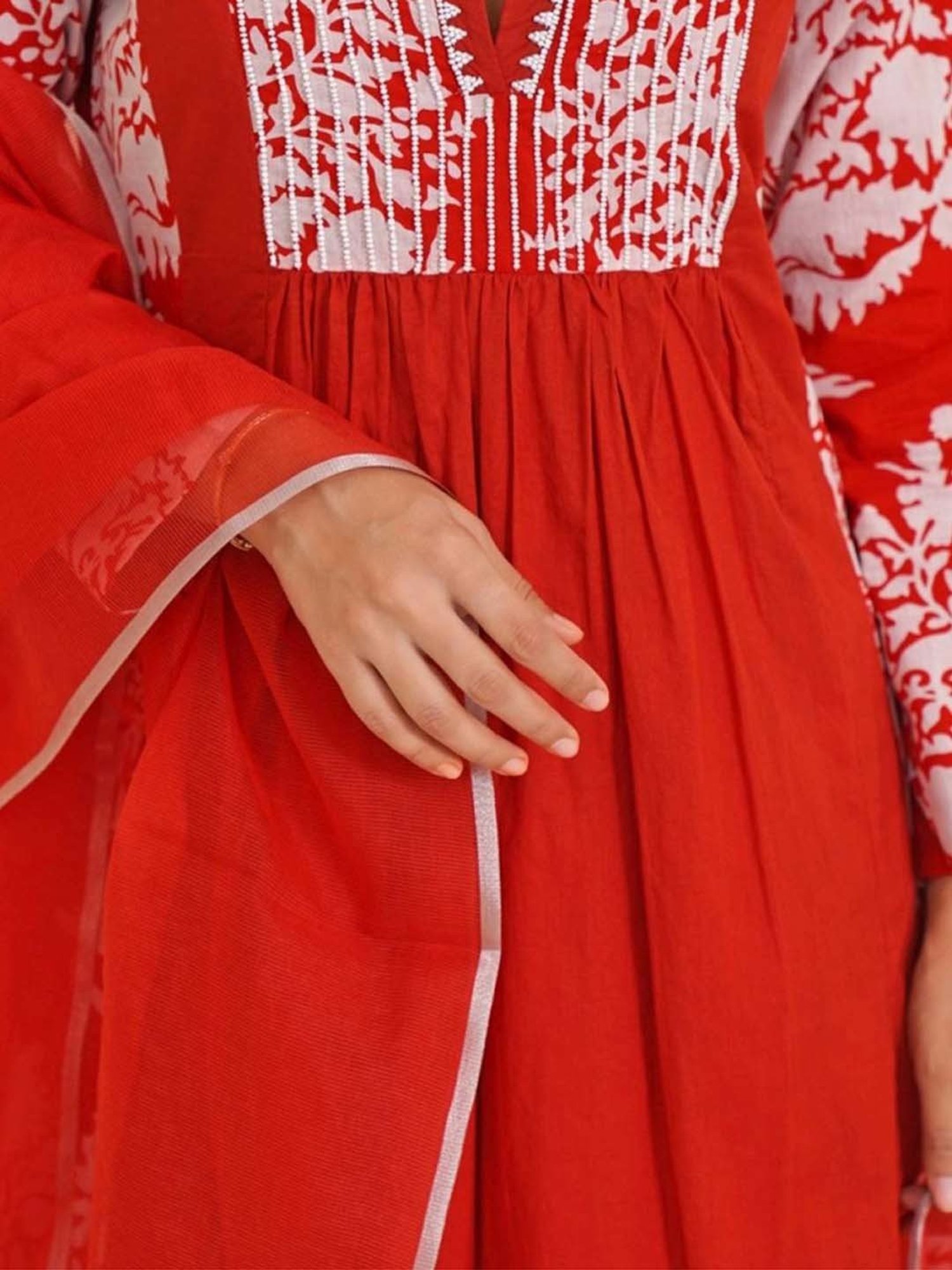 Nero Hibiscus Red Dupatta