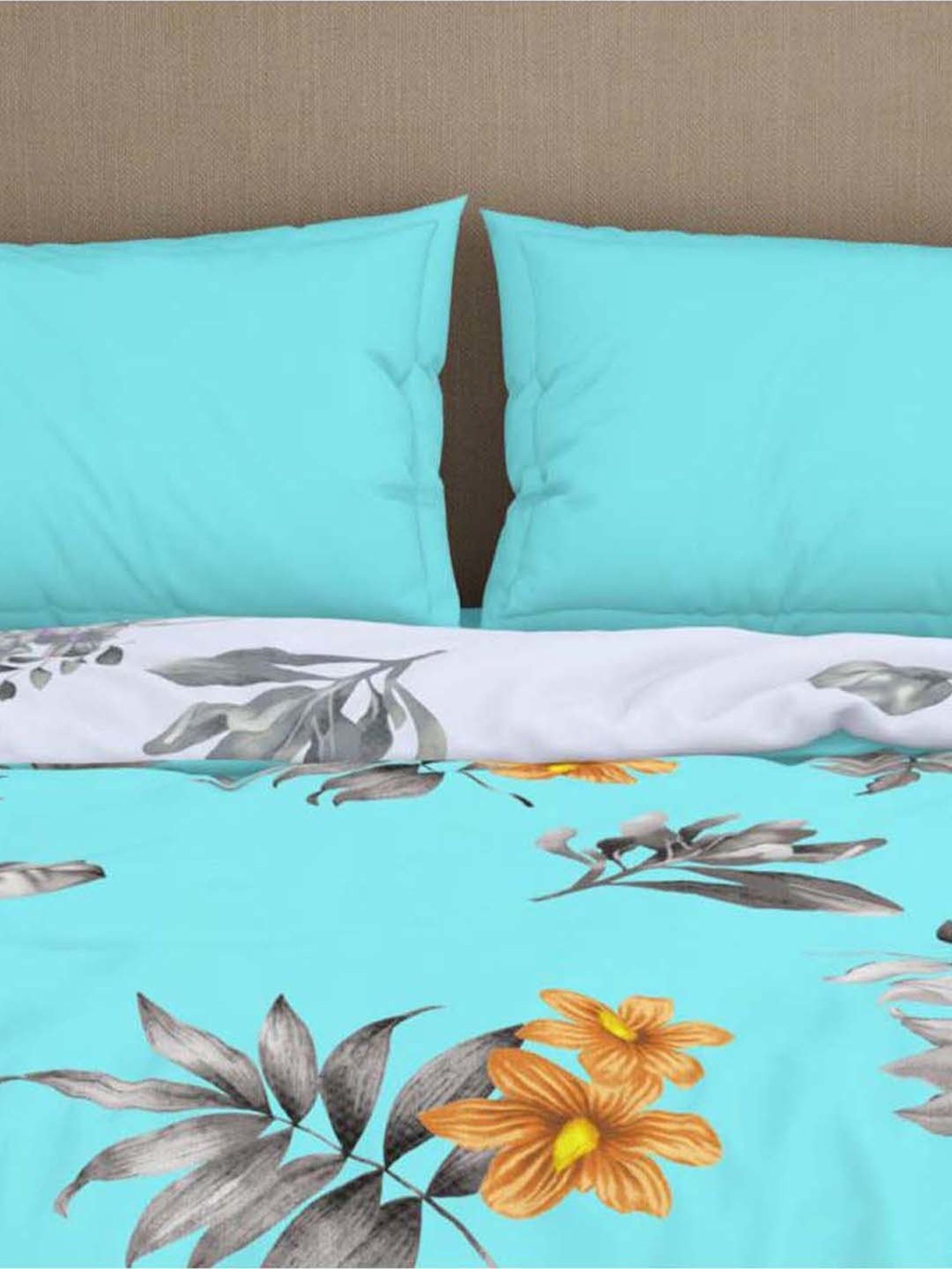 Welspun Sky Blue Microfiber 120 TC La Piazza Double Bed Quilt Rajais