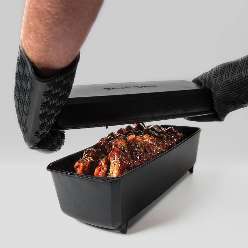 Broil King Cast Iron Rib Roaster Black