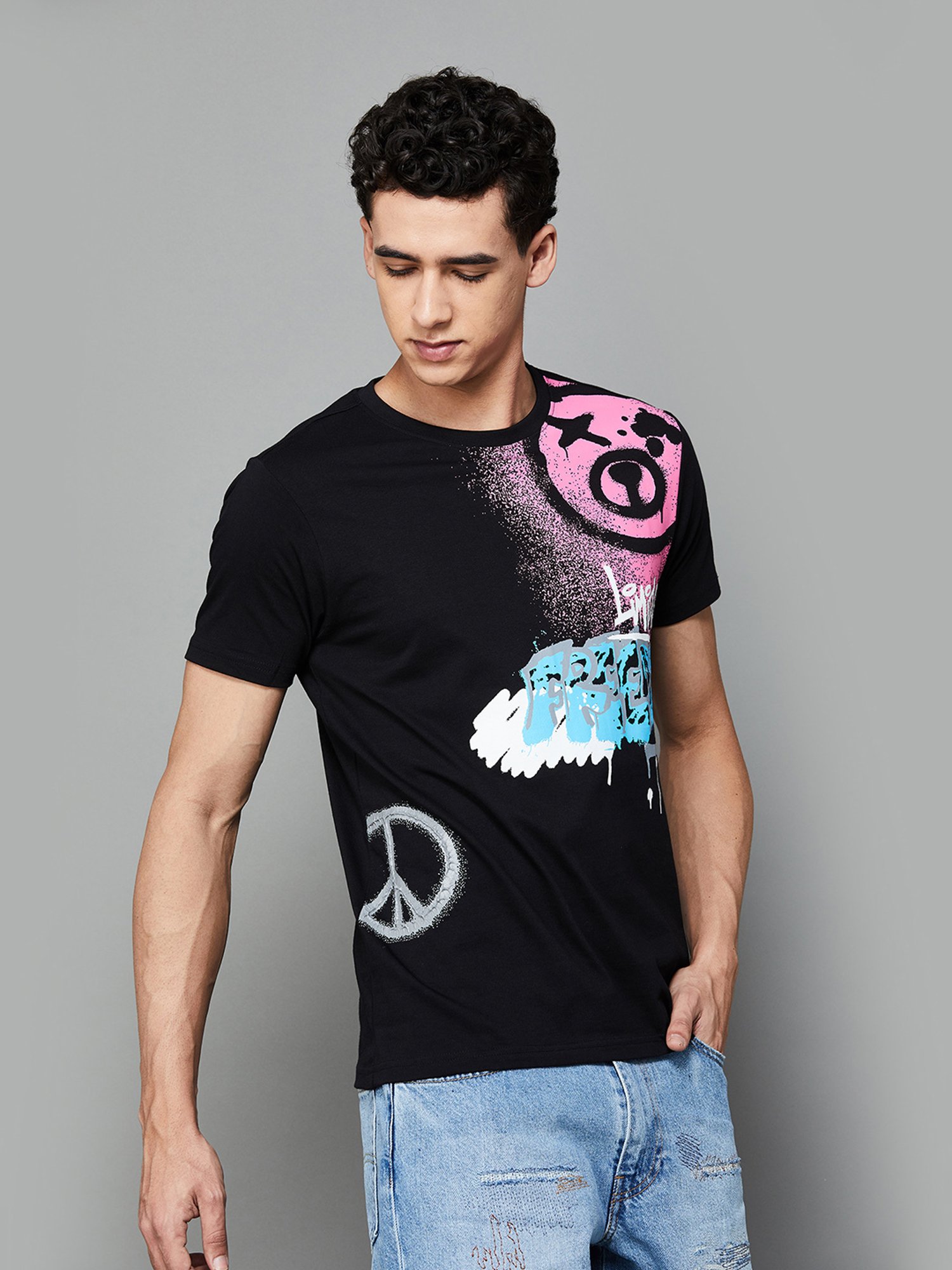 Forca by Lifestyle Black Regular Fit Graphic Print Crew T-Shirt