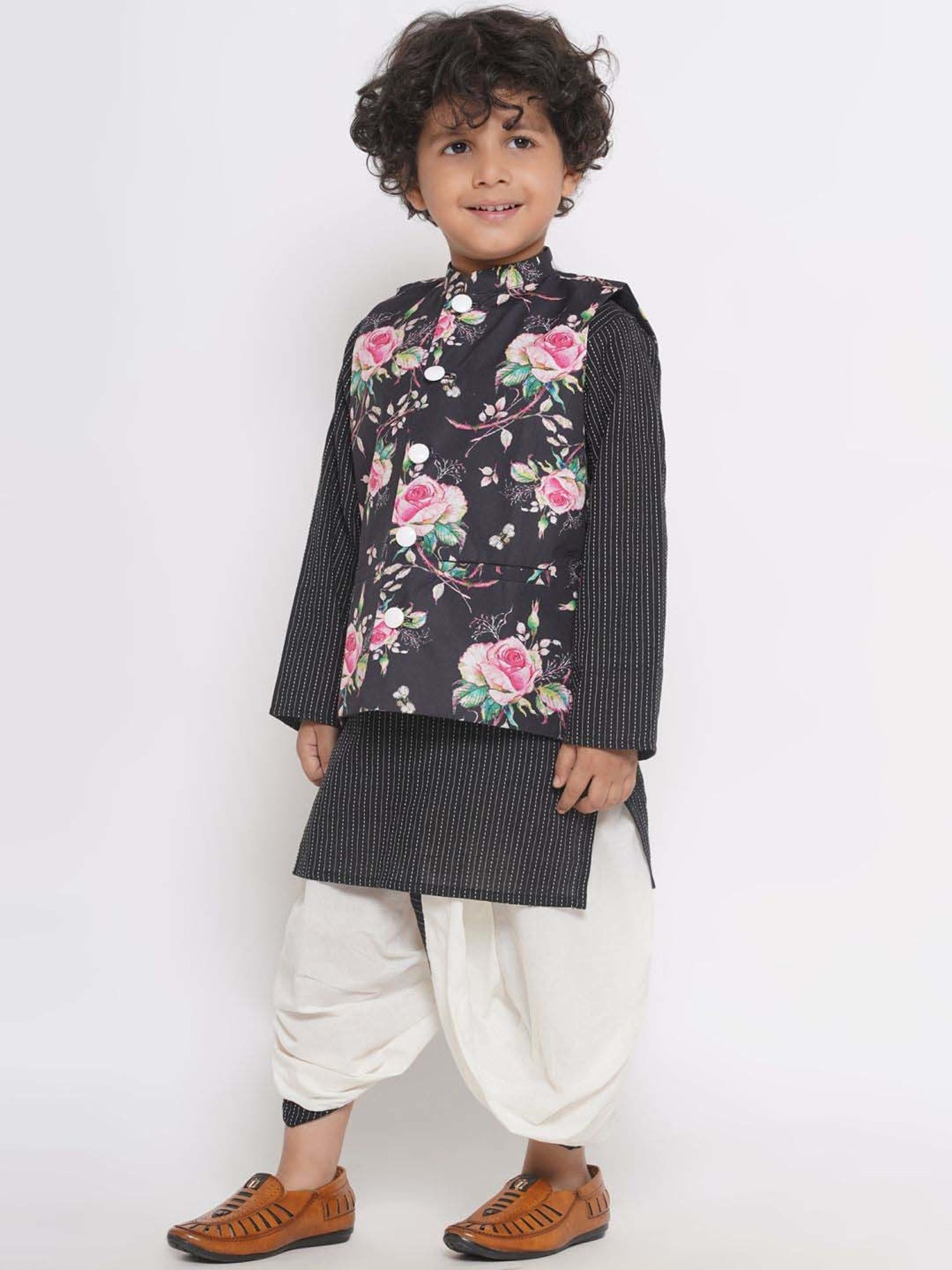 Little Bansi Kids Black & Pink Cotton Floral Print Full Sleeves Kurta Set