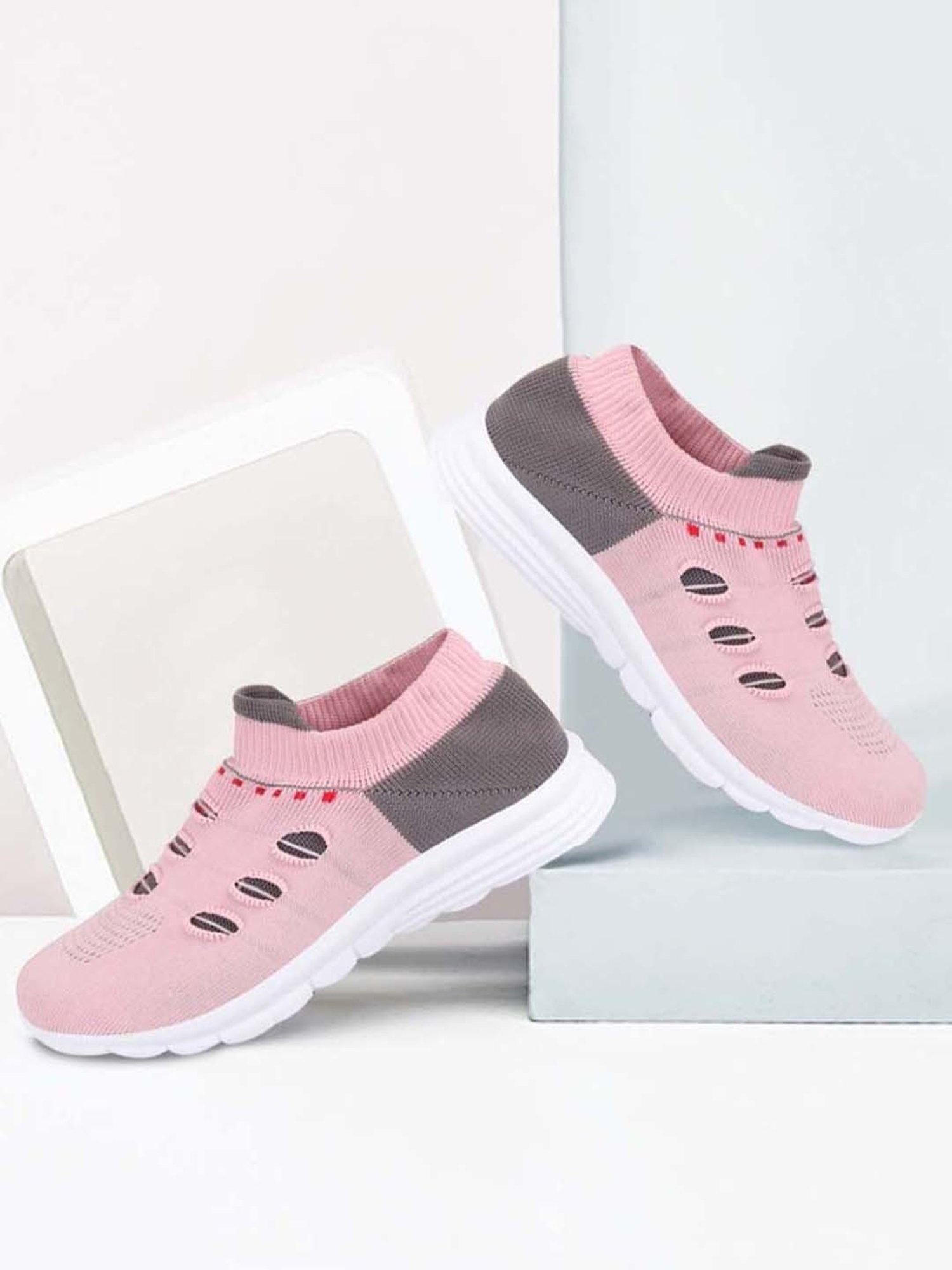 Fausto Women's Pink Walking Shoes