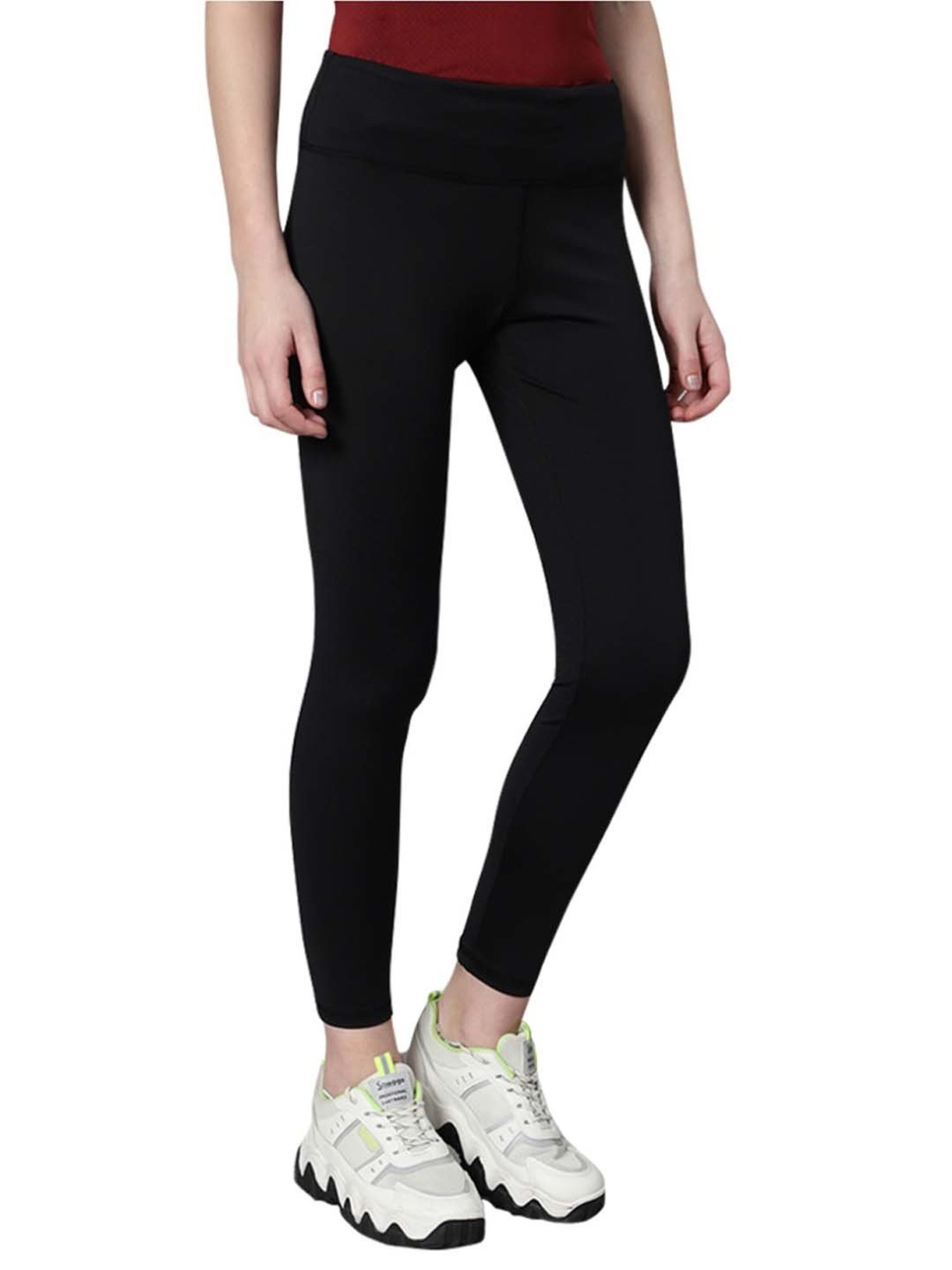 Omtex Black Mid Rise Sports Tights
