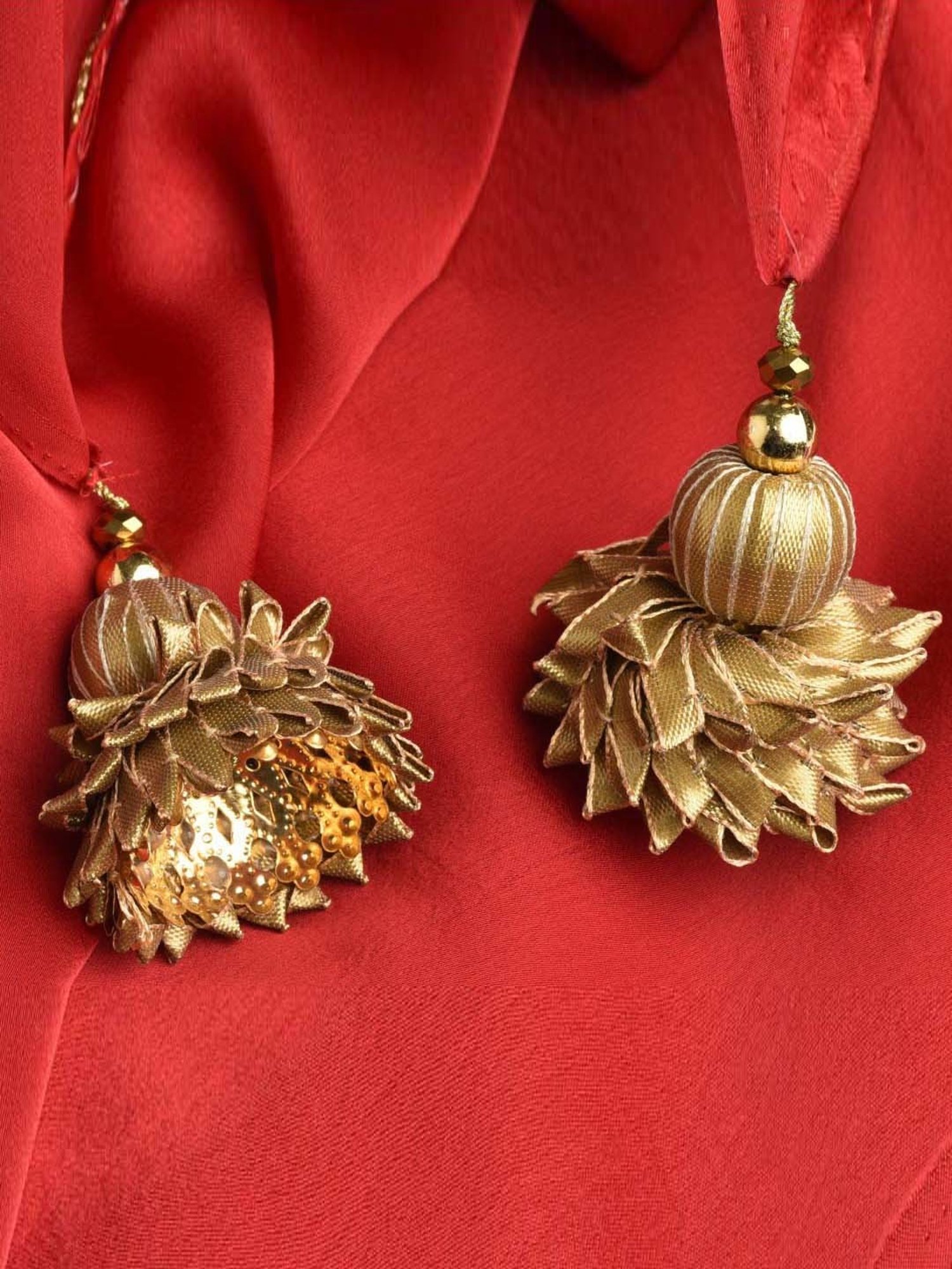 Swtantra Red Satin Saree