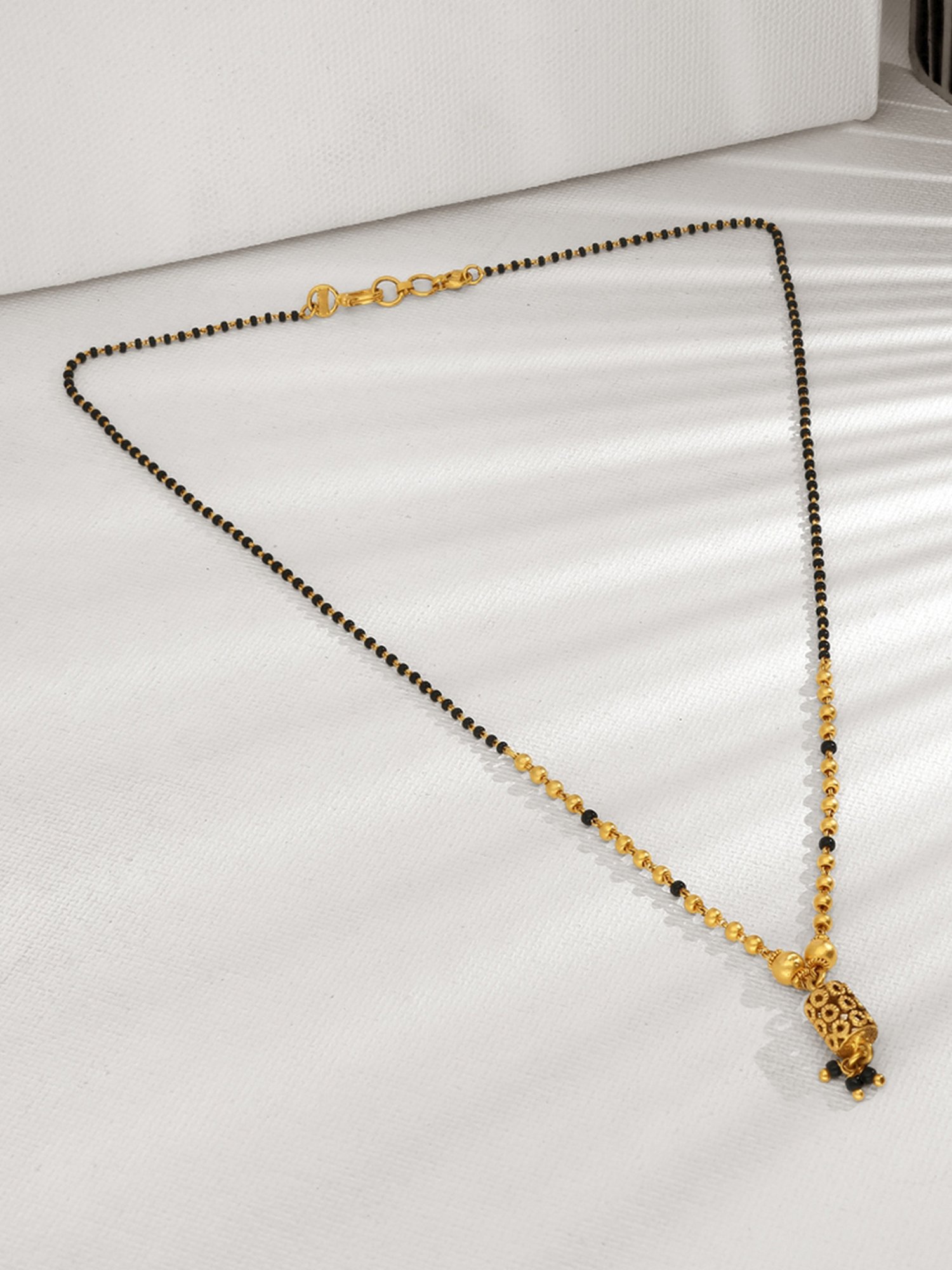 P.N.Gadgil Jewellers Gold Antique Design Mangalsutra For Women