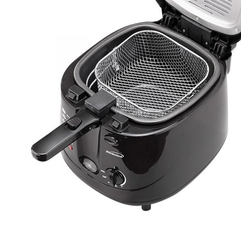 Brentwood 2.5 Lt. Deep Fryer 1500 Watts in Black