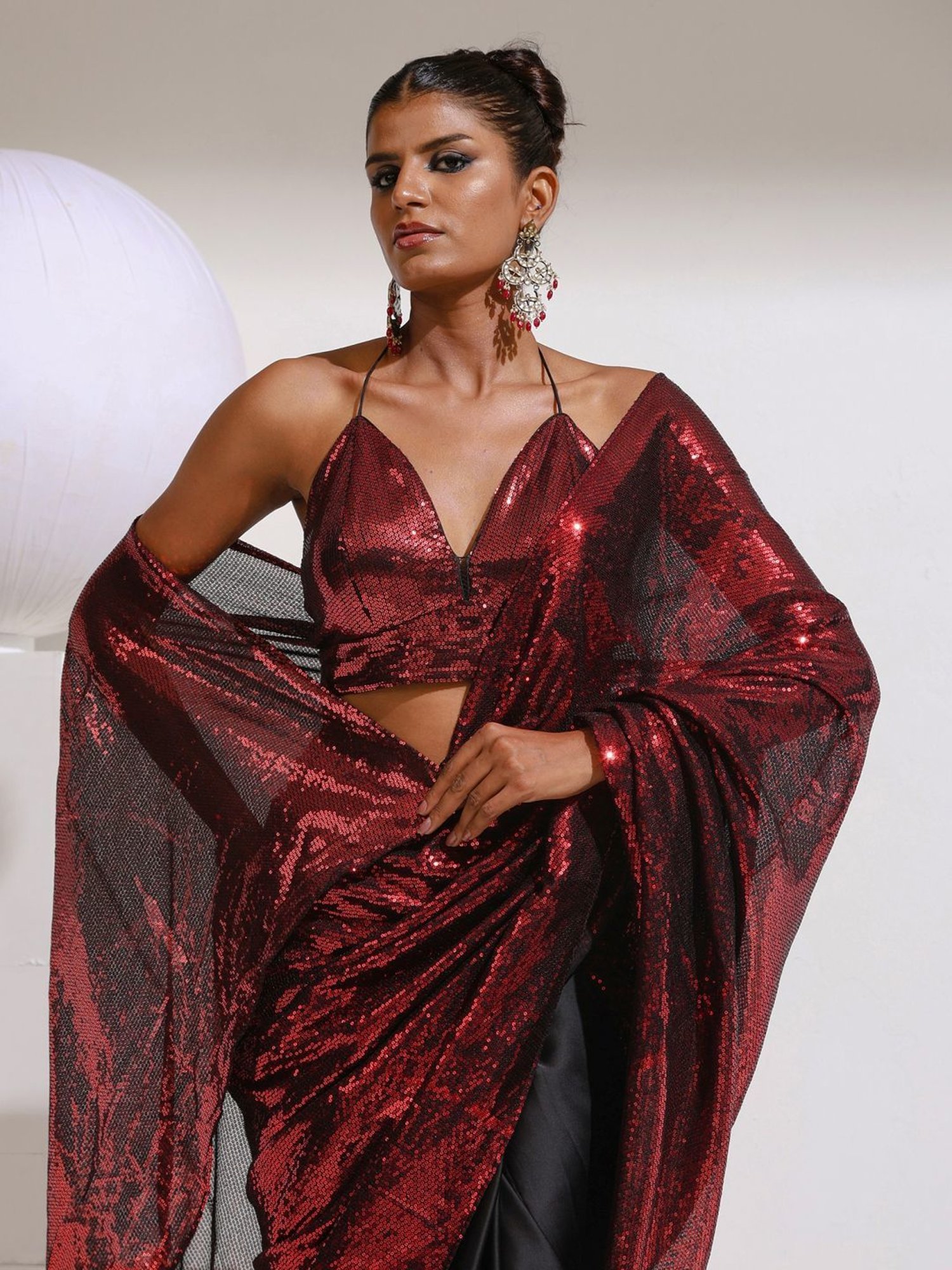 Swtantra Black & Red Plain Saree Without Blouse