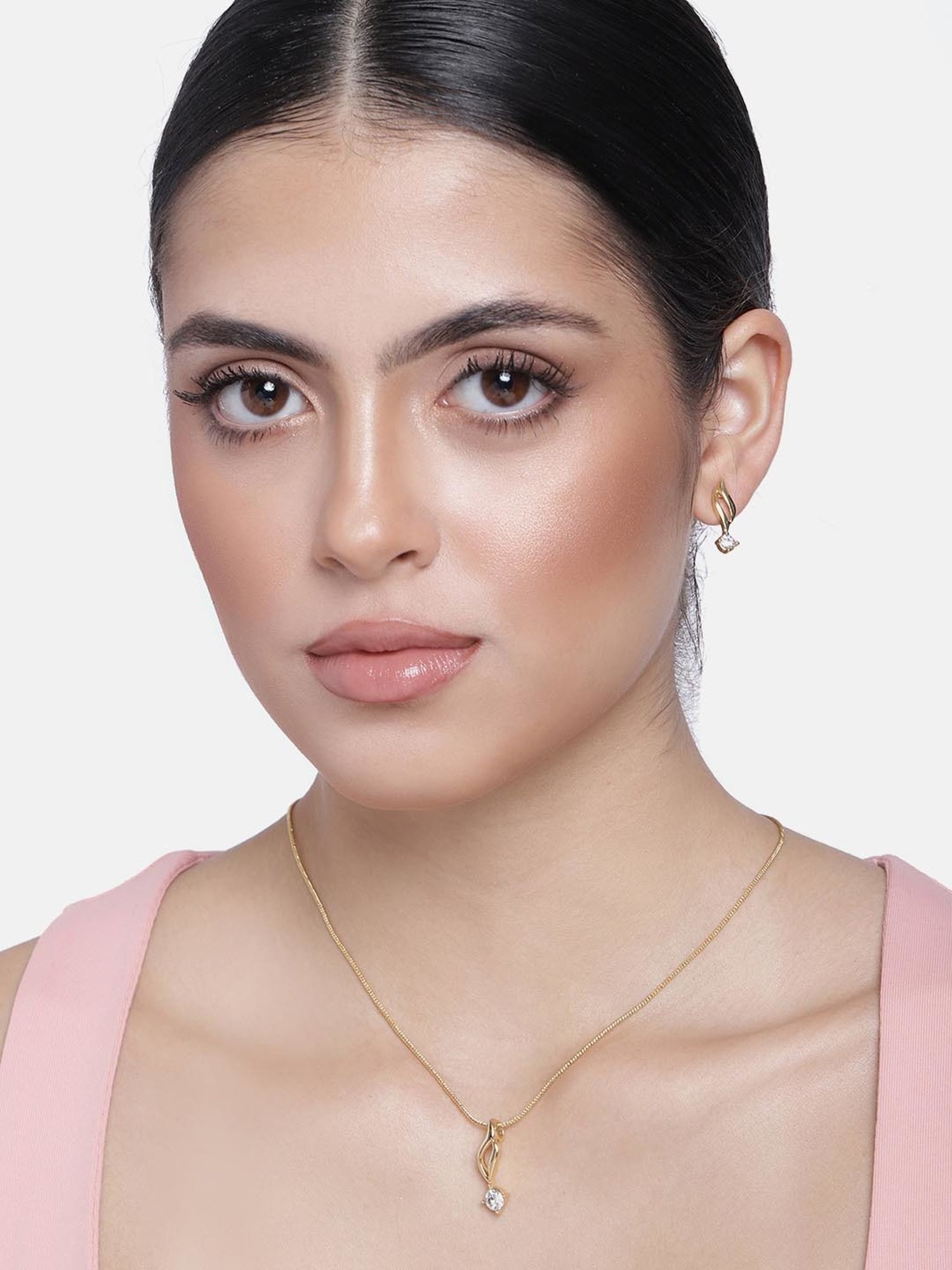 Estele Gold-Plated Solitaire Pendant & Earring Set for Women