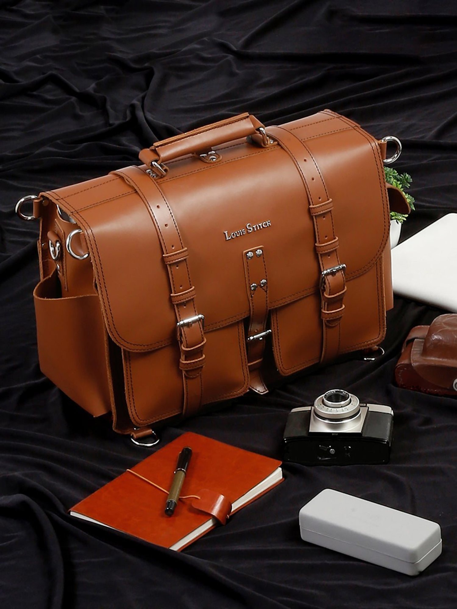Louis Stitch Tan Leather Medium Multifunctional Executive Briefcase