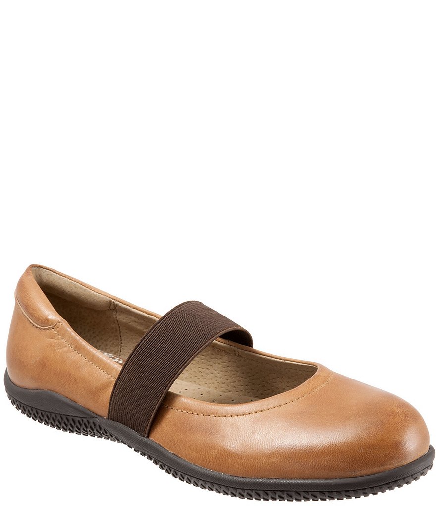 SoftWalk High Point Mary Janes