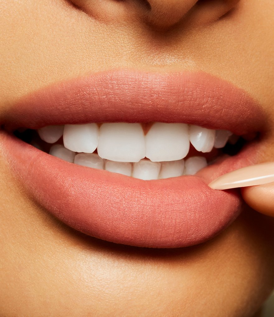 MAC Powder Kiss Liquid Lipcolour