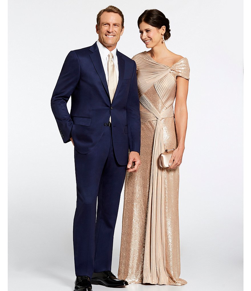 Gold Label Roundtree & Yorke Solid Non-Iron Fitted Point-Collar Dress Shirt with French Cuffs