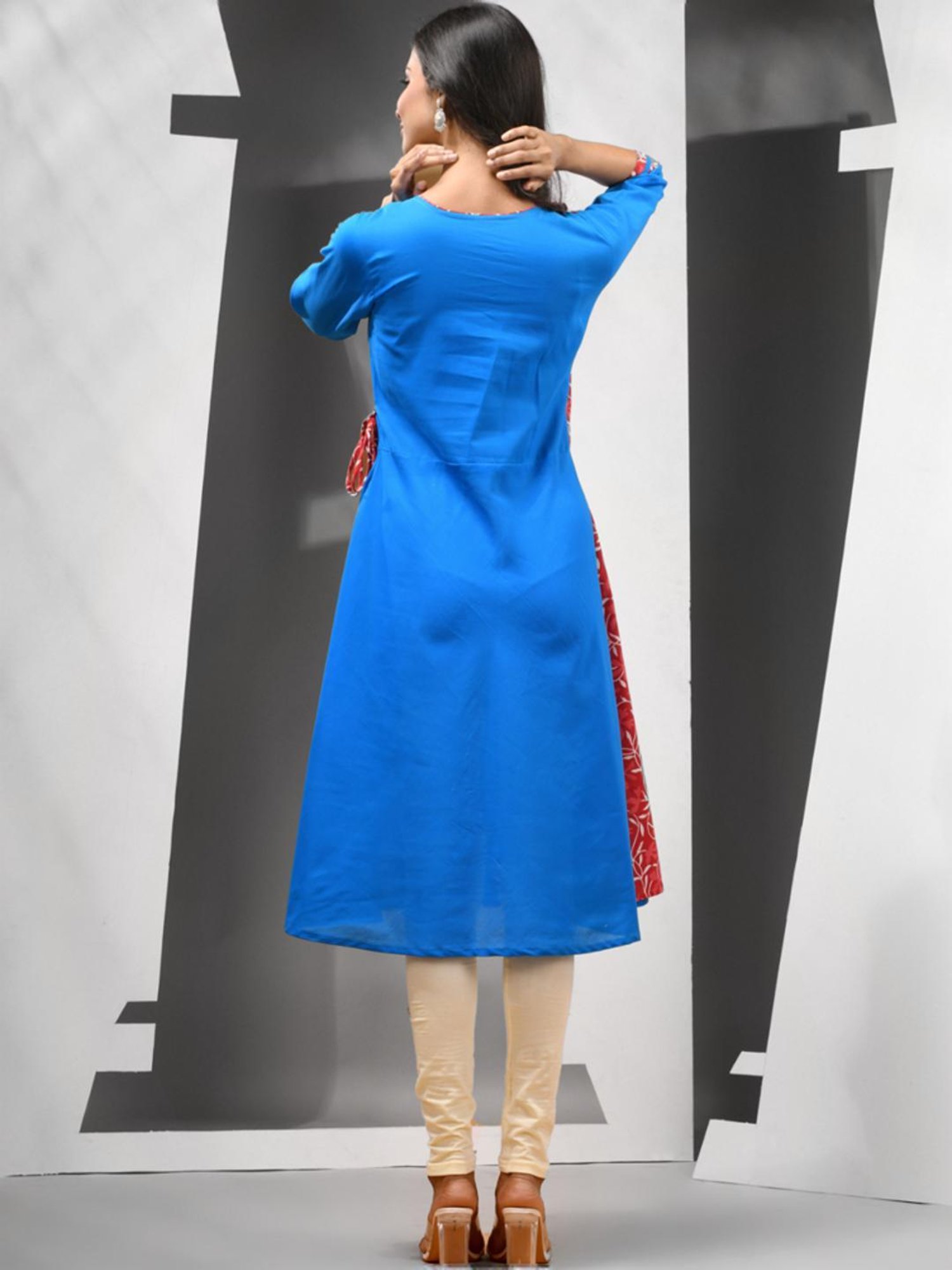 CHARUKRITI Blue & Red Cotton Printed Angrakha Kurta