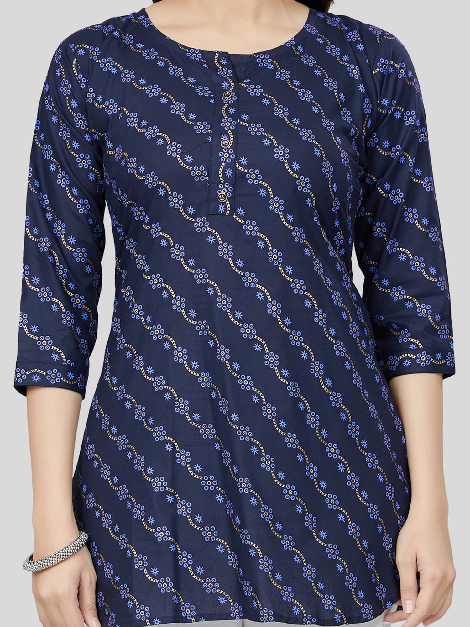 Saree Swarg Blue Printed A-Line Short Kurti