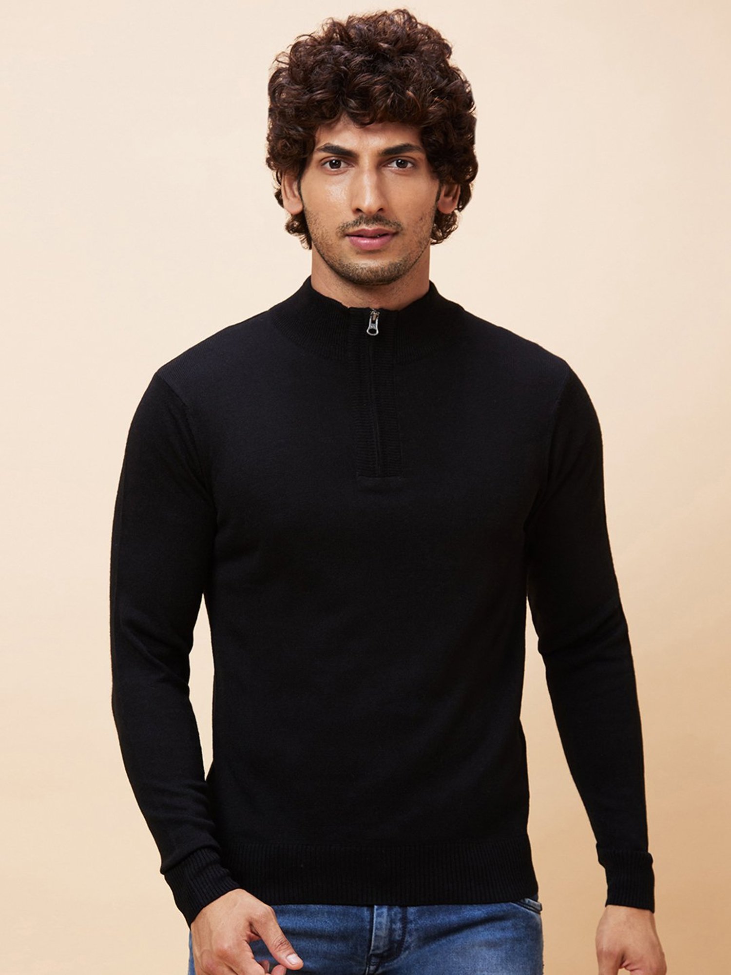 Globus Black Regular Fit Sweater