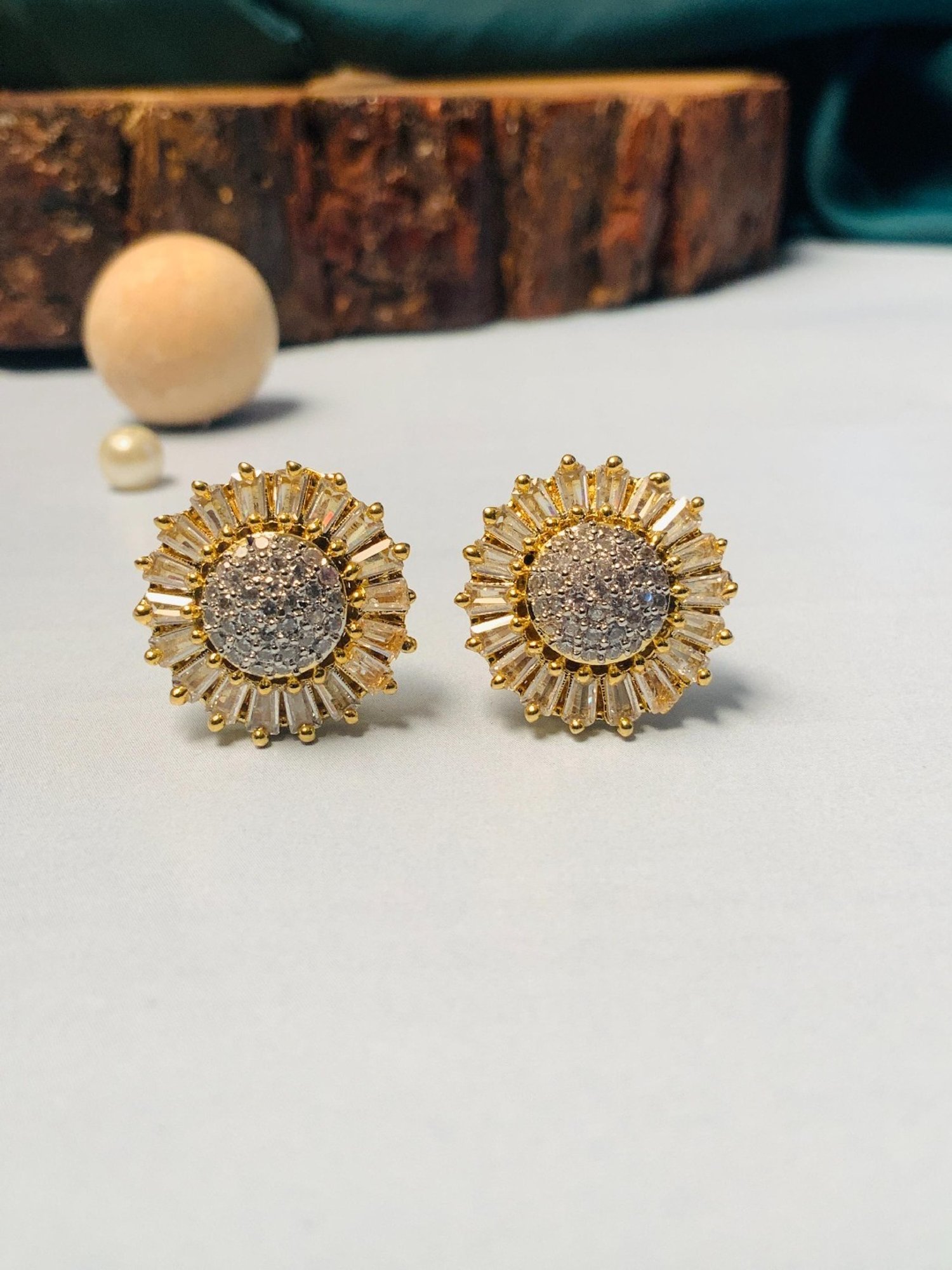 Abdesigns Shiney Gold-Plated Crystal AD Stud Earrings