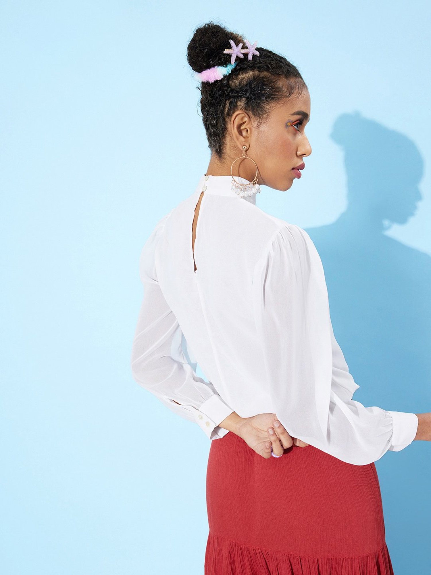 QUIERO White Embroidered Top