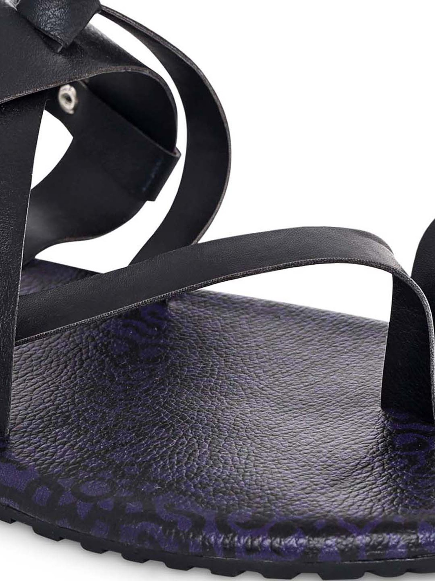 KANVAS Men's The Mystic Of The Mughals Black Toe Ring Sandals