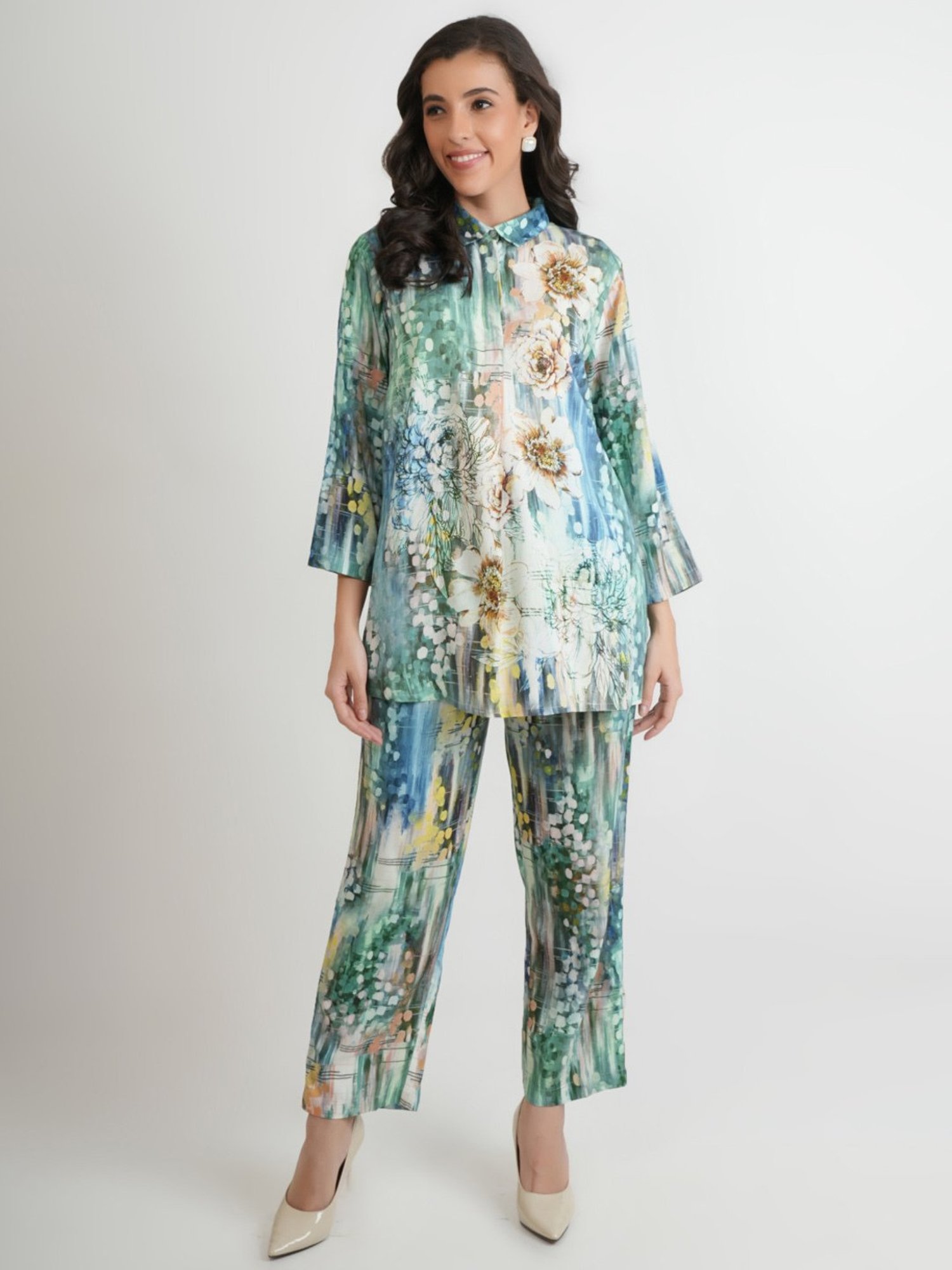 Zolo Label Blue Floral Print Top Pant Set
