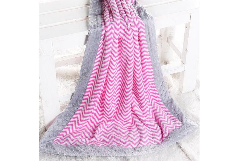 Bacati - Fuchsia Chevron with Solid Border Blanket (Fuchsia Chevron/Grey Border)