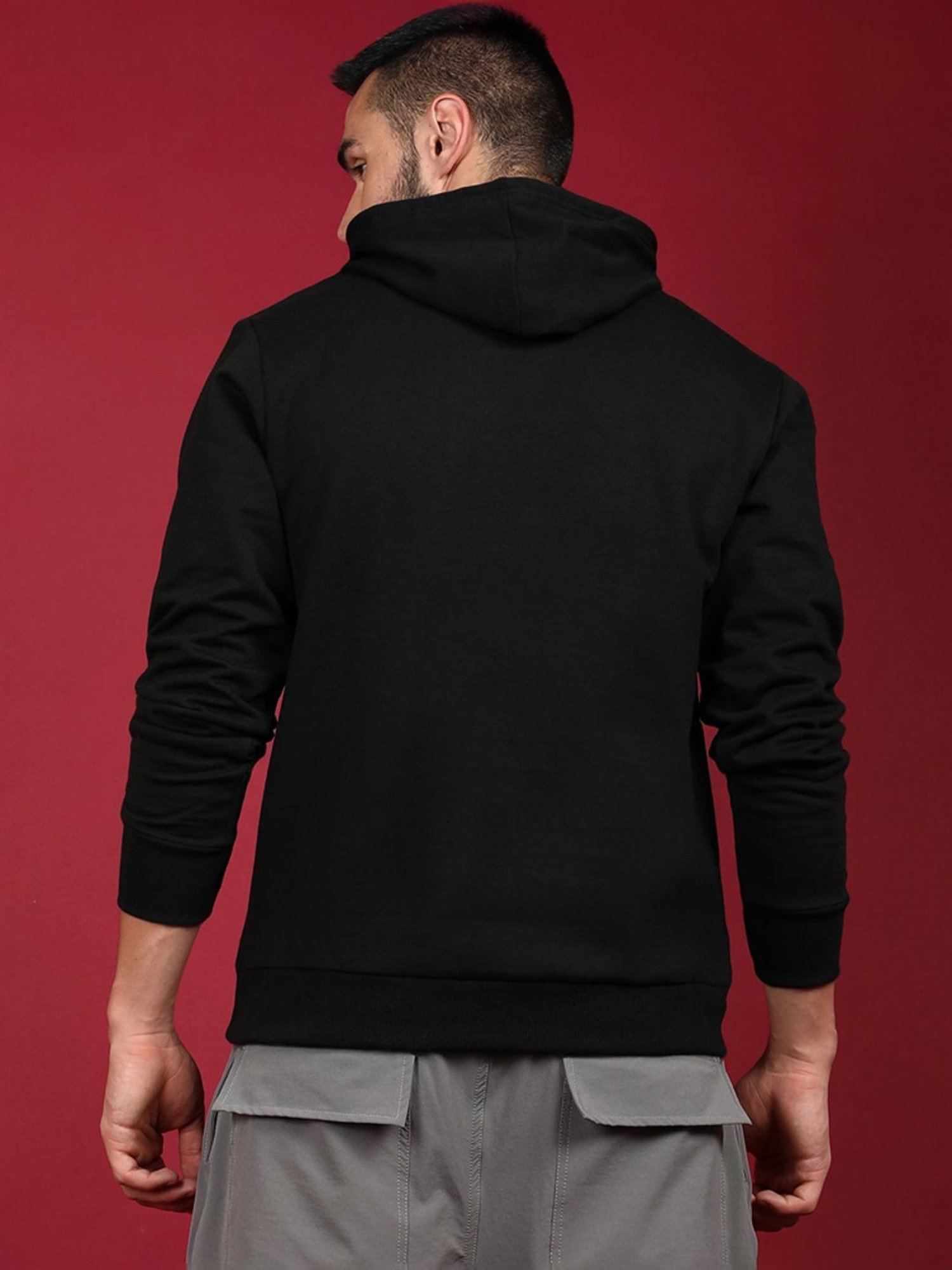 Campus Sutra Black Regular Fit Hooded Sweatshirt
