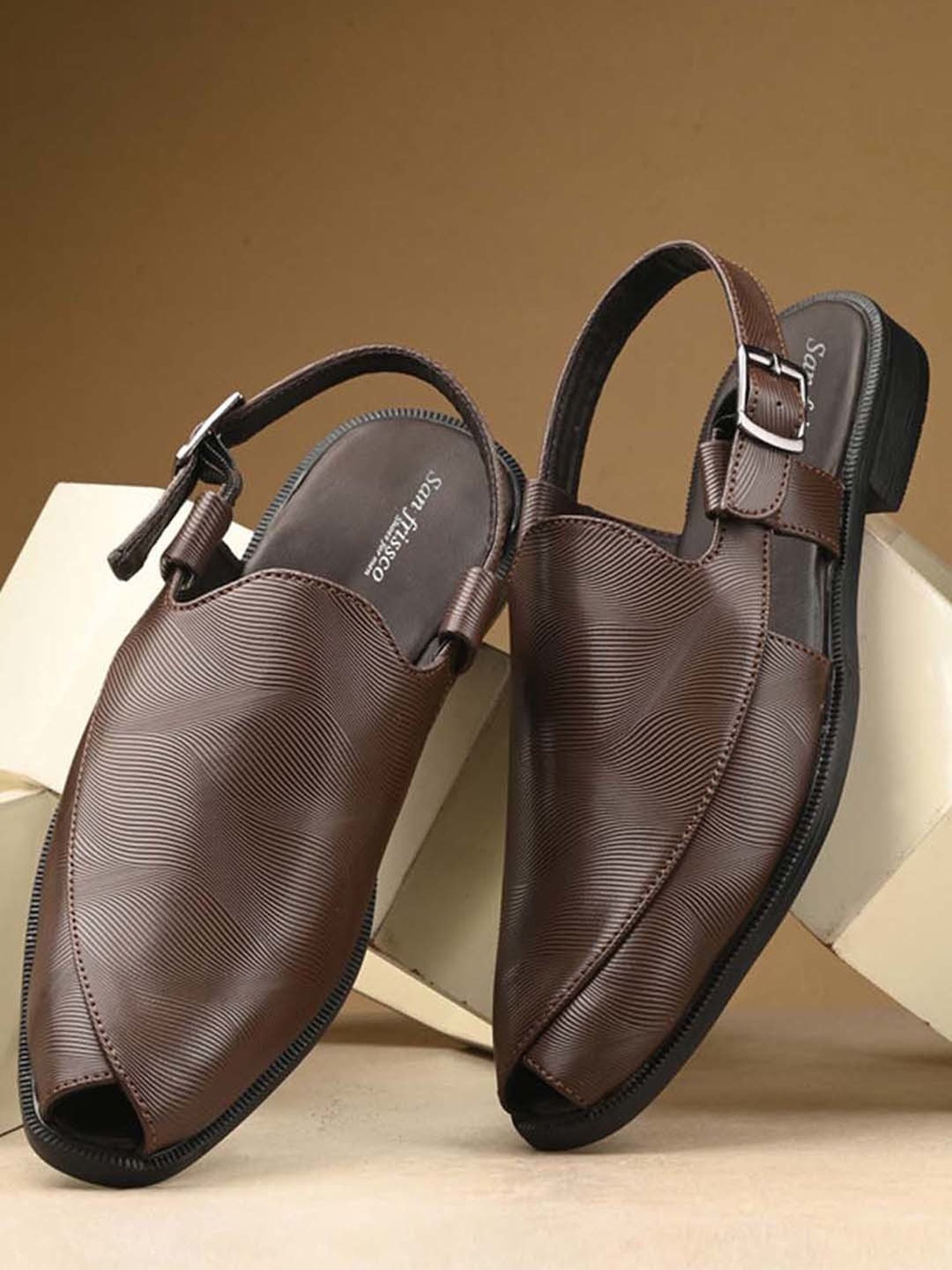 San Frissco Men's Brown Back Strap Sandals