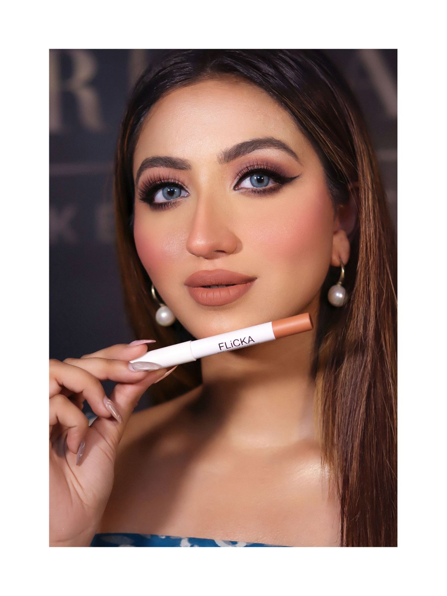 FLiCKA Lasting Lipsence HD Crayon 01 Sleeping Beauty - 10 gm