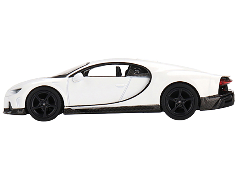 Bugatti Chiron Italian Red and Nocturne Black 1/12 Model Car by Autoart