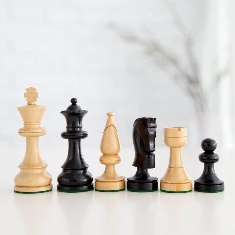 WE Games Staunton Chessmen