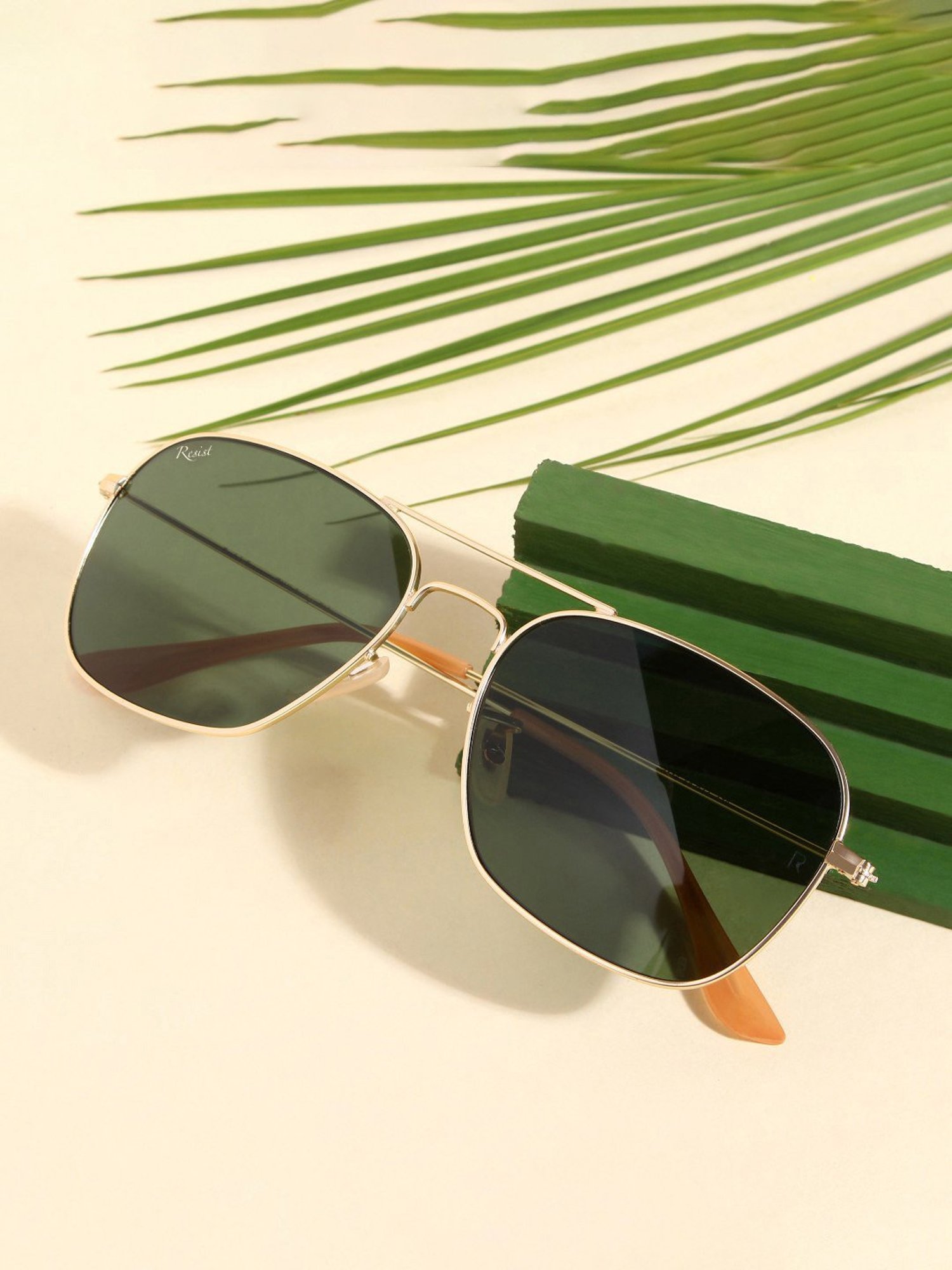 Resist Eyewear Green Rectangular Unisex Sunglasses