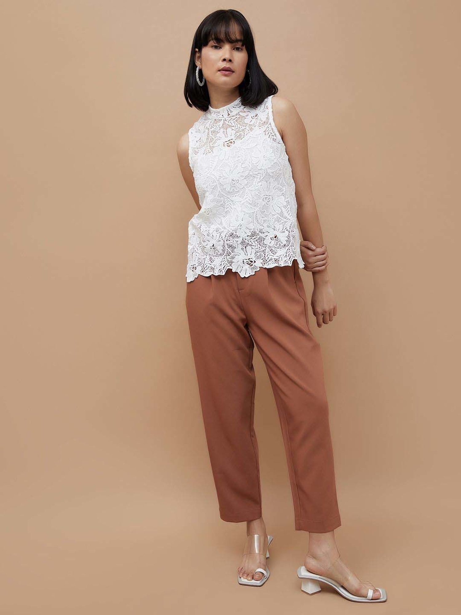 Code by Lifestyle White Self Pattern Top