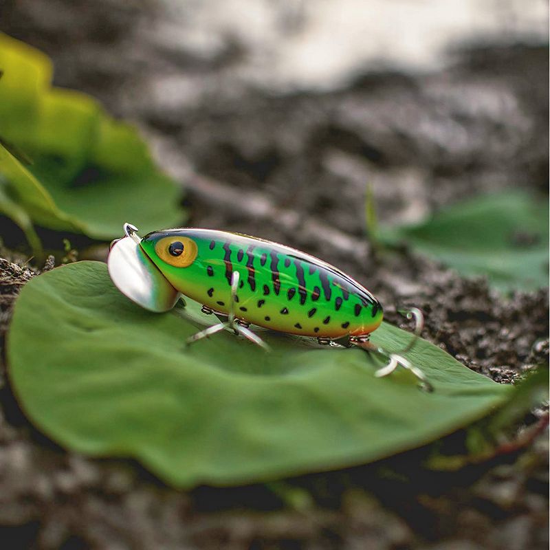Berkley Flicker Minnow Pro Rattling Fishing Lure - Size 7 - Slick Purple Bengal
