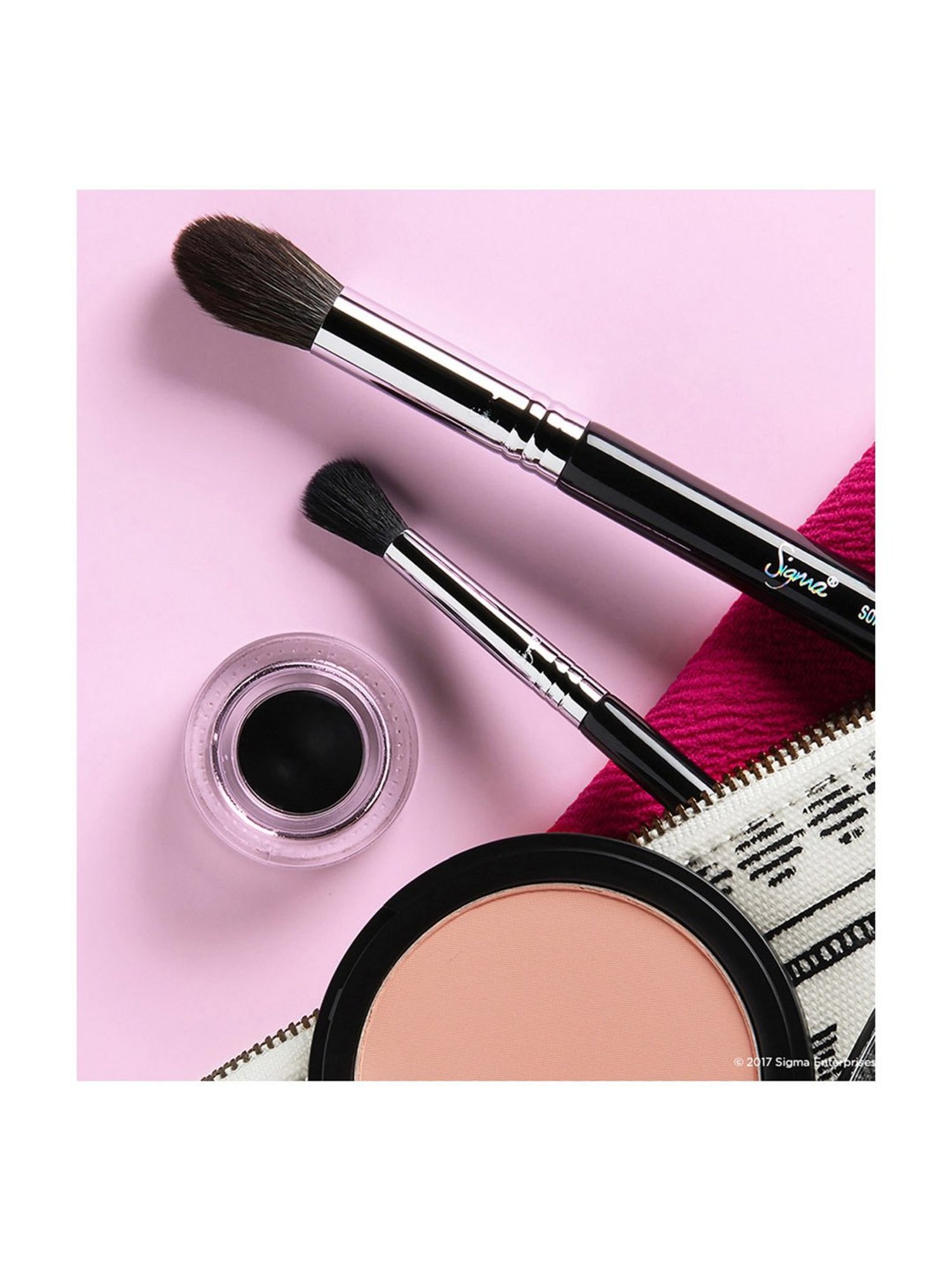 Sigma Beauty HD Bronze Brush - F29