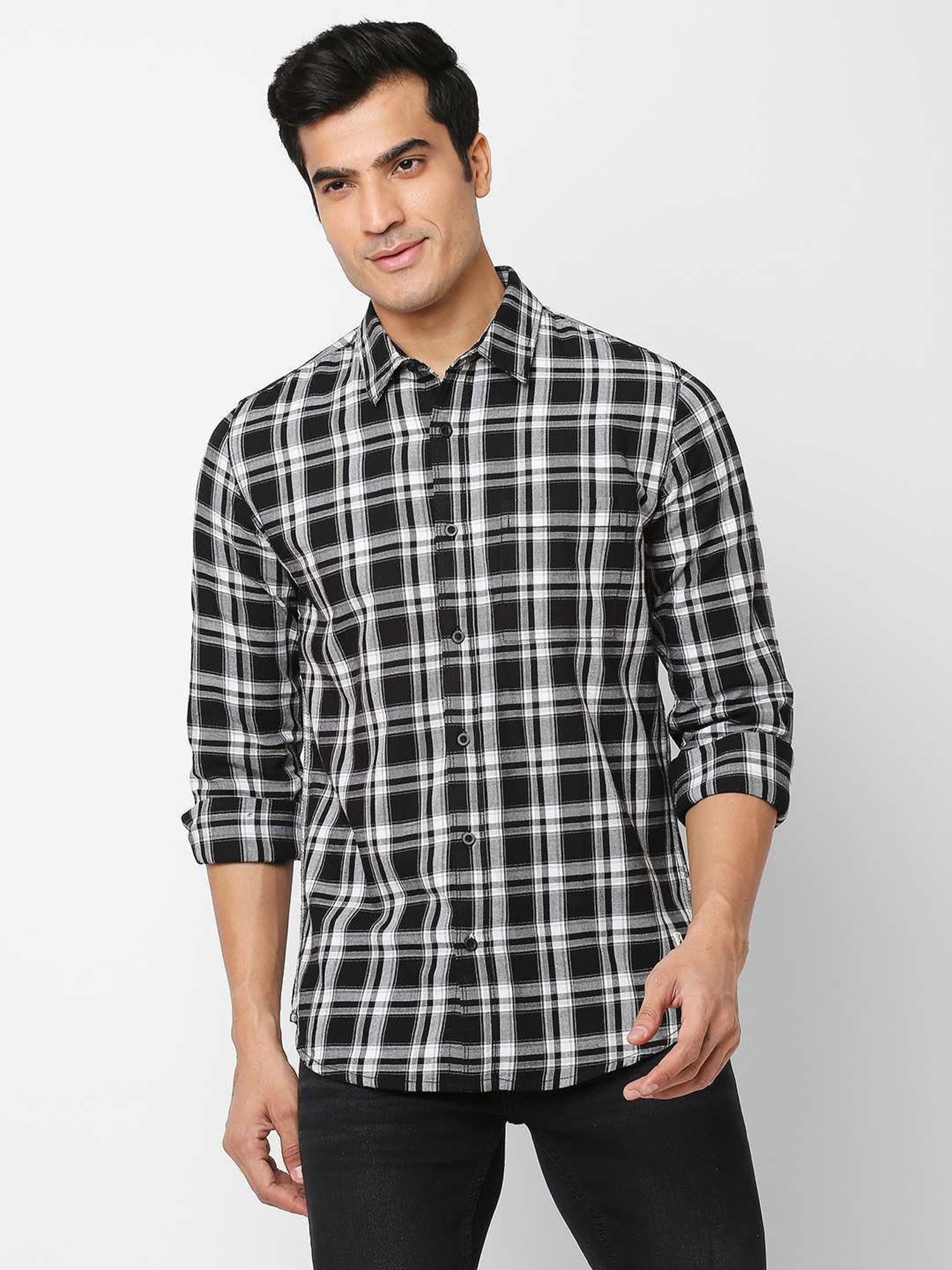 SOLEMIO Black & White Cotton Slim Fit Checks Shirt