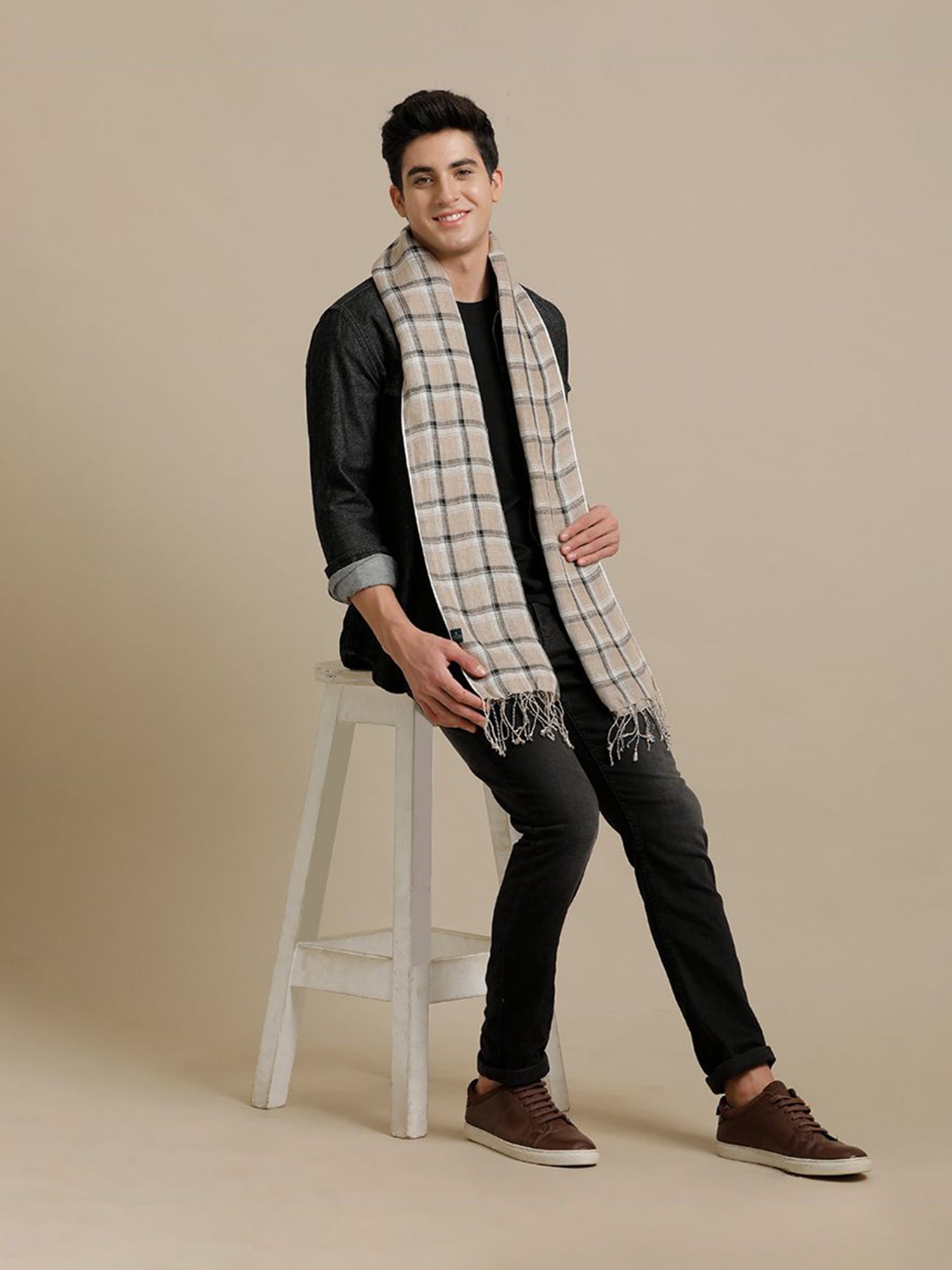 Linen Club Black Checks Pure Linen Stole