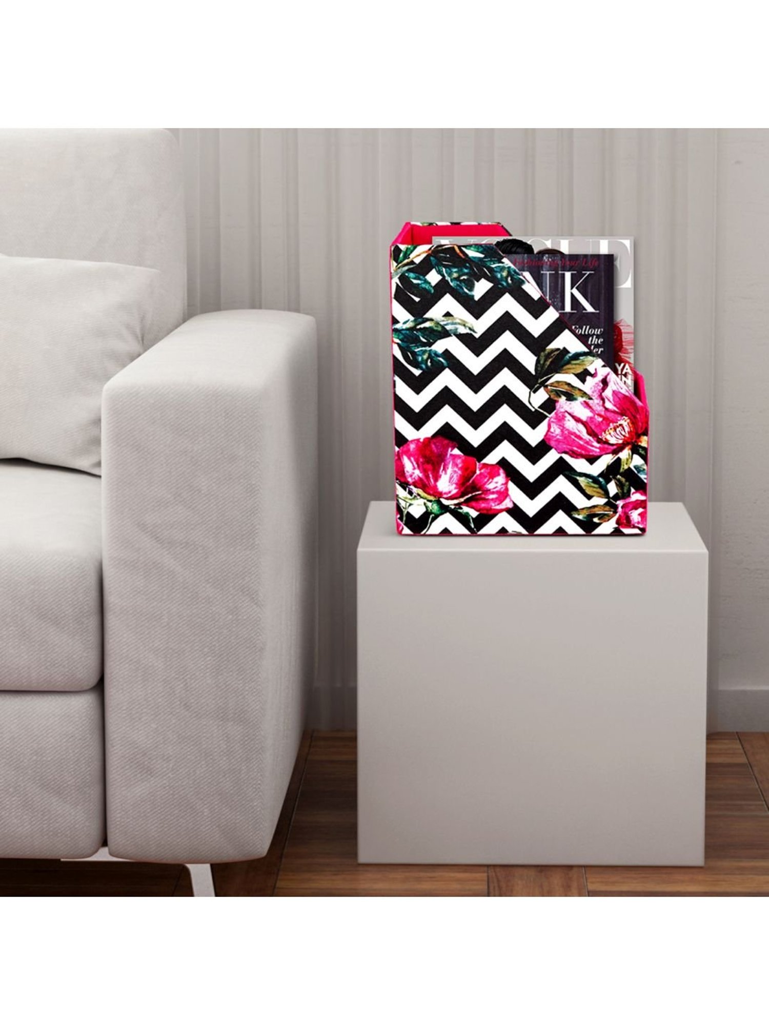 SEJ by Nisha Gupta Multicolor Magazine Rack - Set of 1