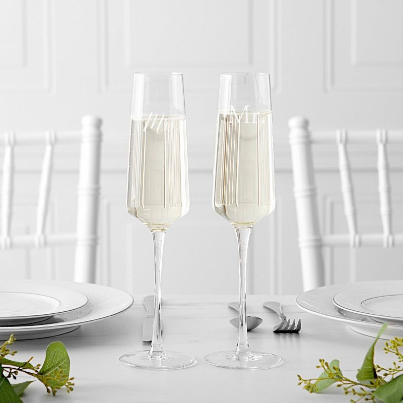 9.5oz "Mr. and Mrs" Wedding Champagne Estate Glasses
