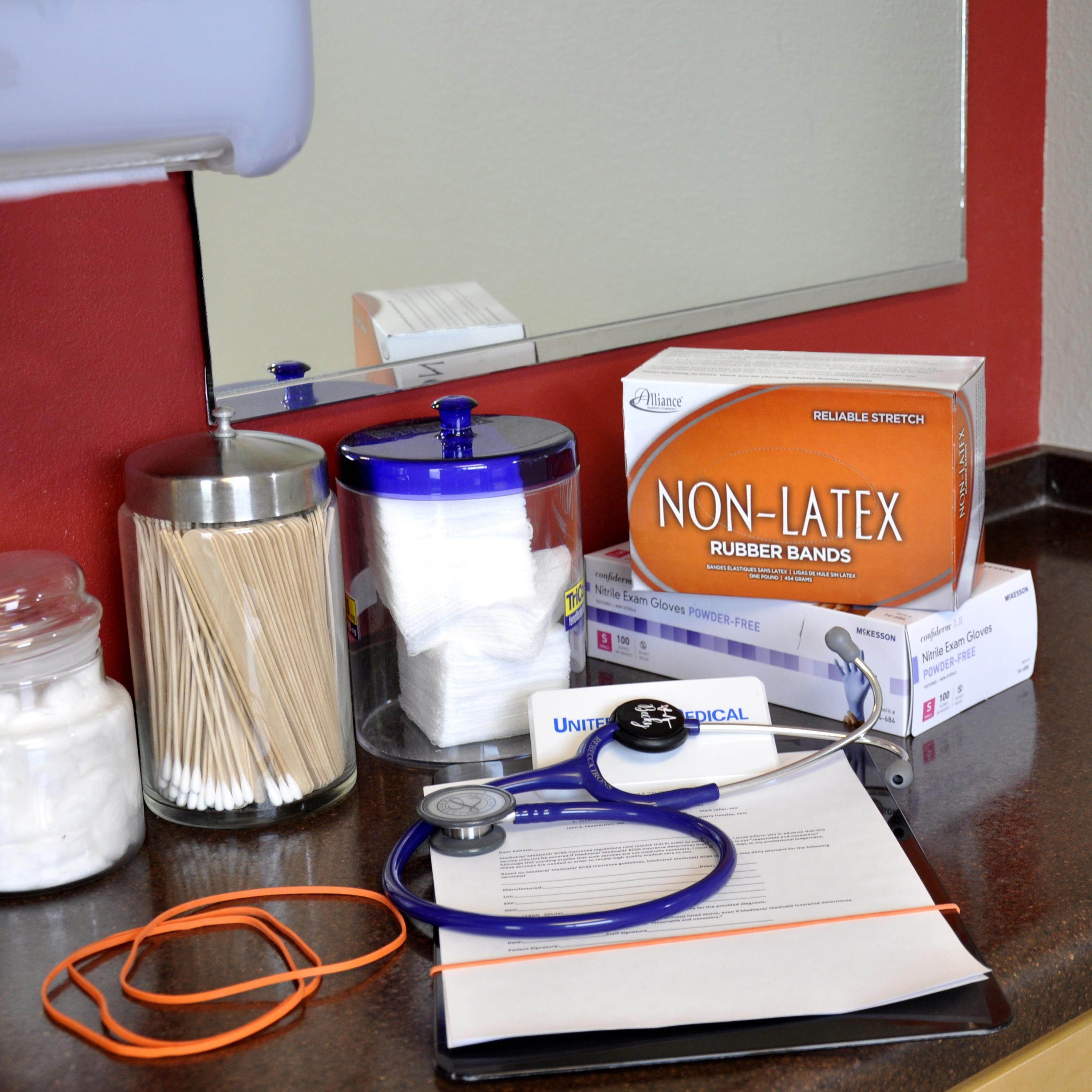 Rubber Bands, Latex-free,3-1/2"x1/8",No.33,Orange,40/BG ALL37338