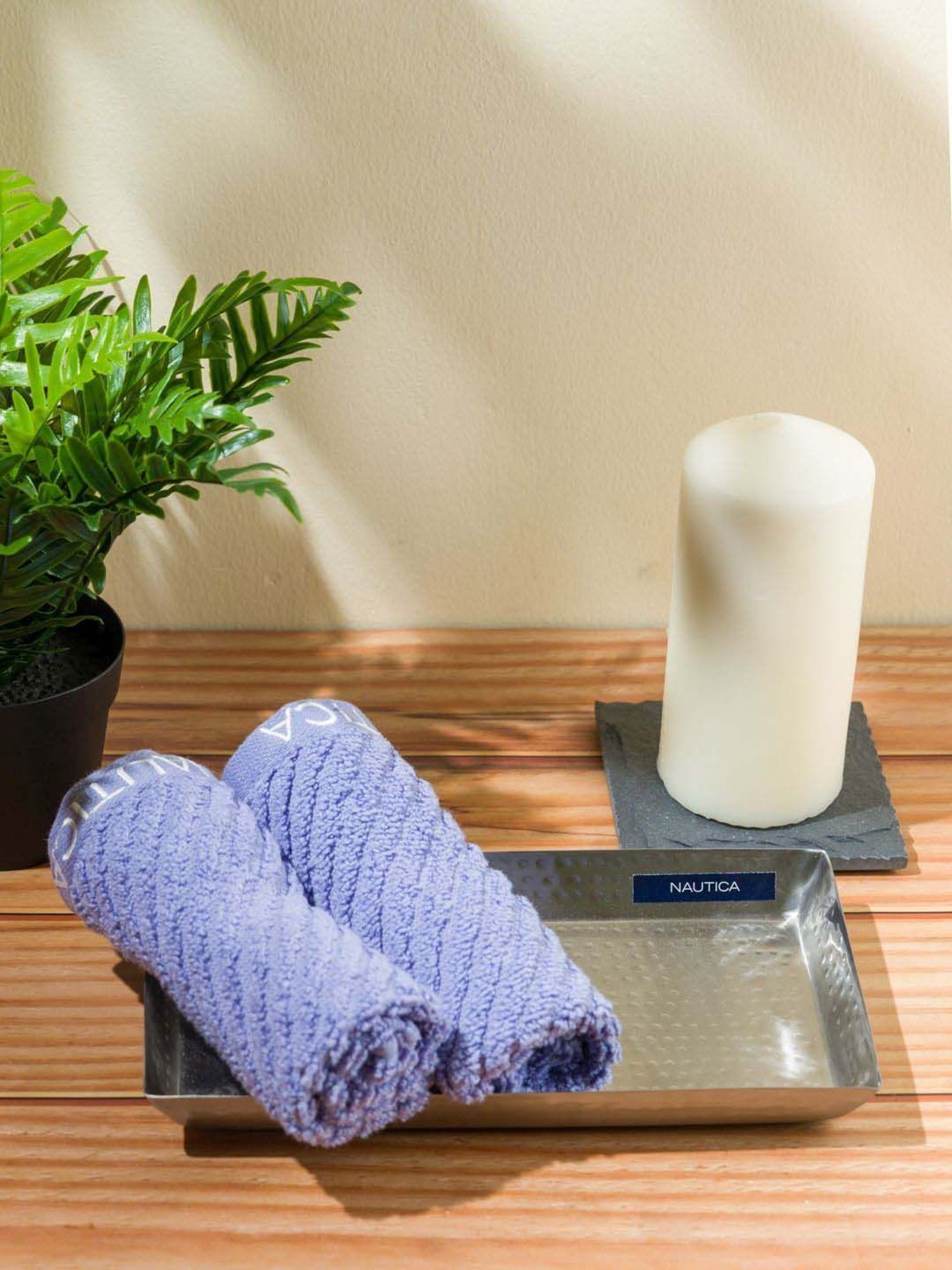 Nautica Lansier Silver Stainless Steel Elegant Waves Bath Tray