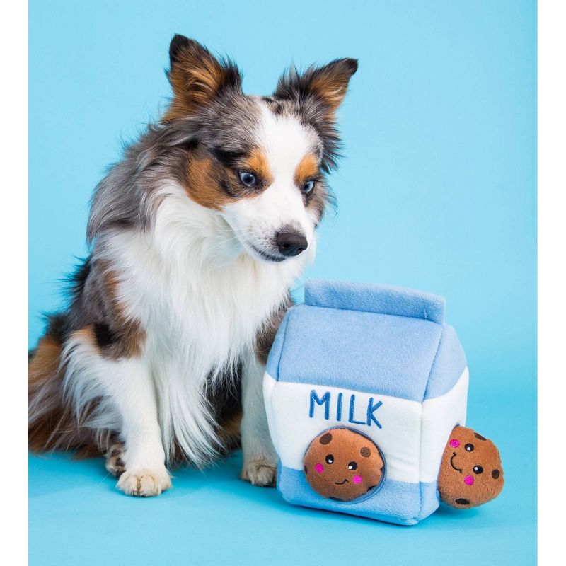 ZippyPaws Burrow Milk and Cookies Dog Toy - M