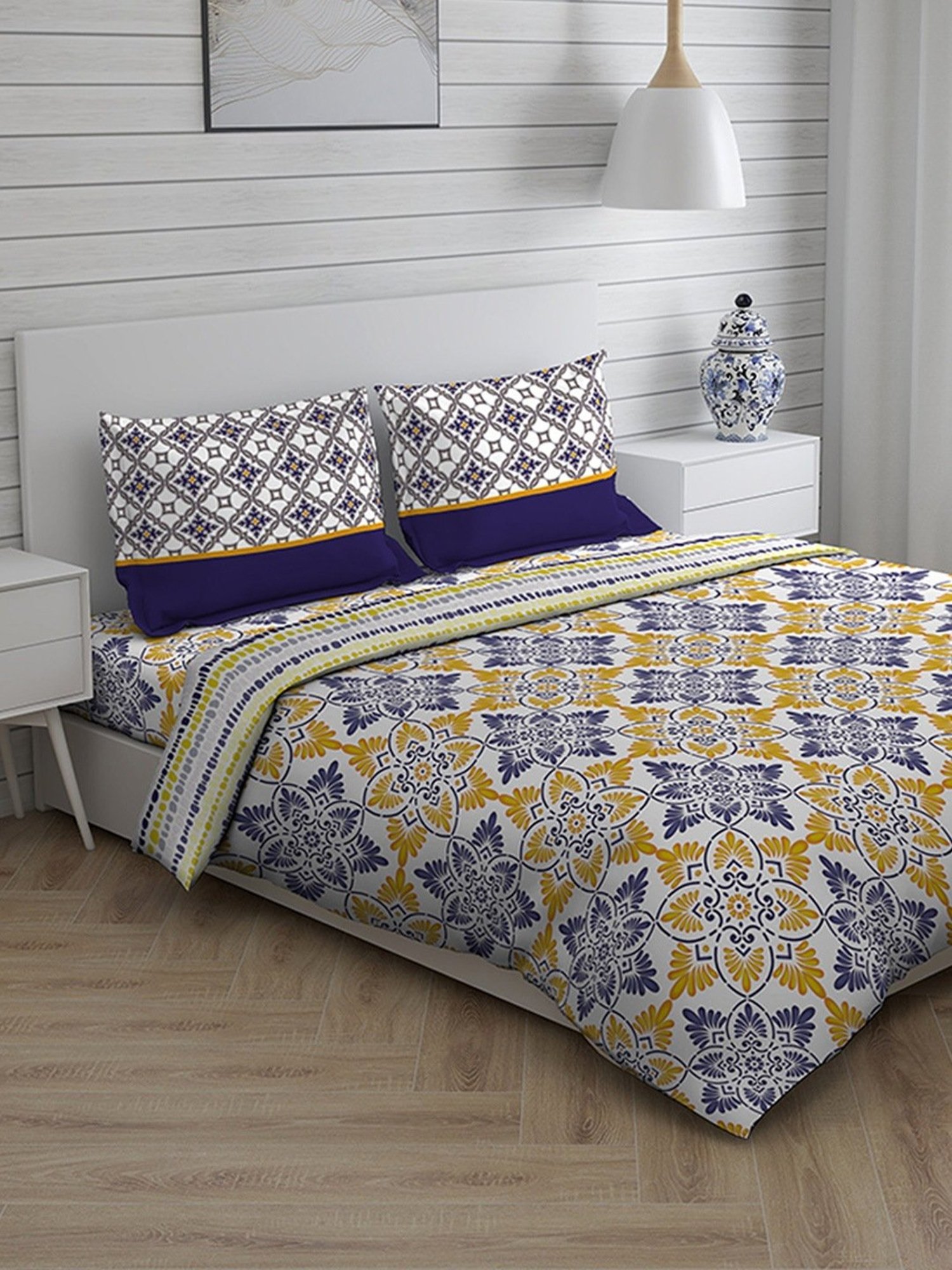 Layers Roma Floral Yellow 120 TC Cotton King Bedding Set