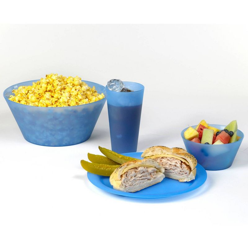 CreativeWare Plastic 13pc Dinnerware Set - Navy