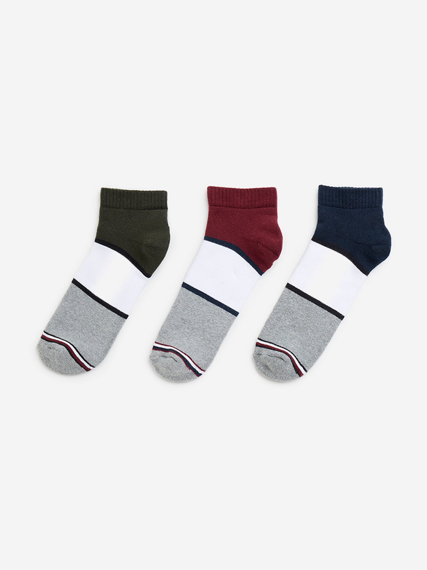 WES Lounge by Westside Wine Full-Length Cotton Socks - Pack of 3